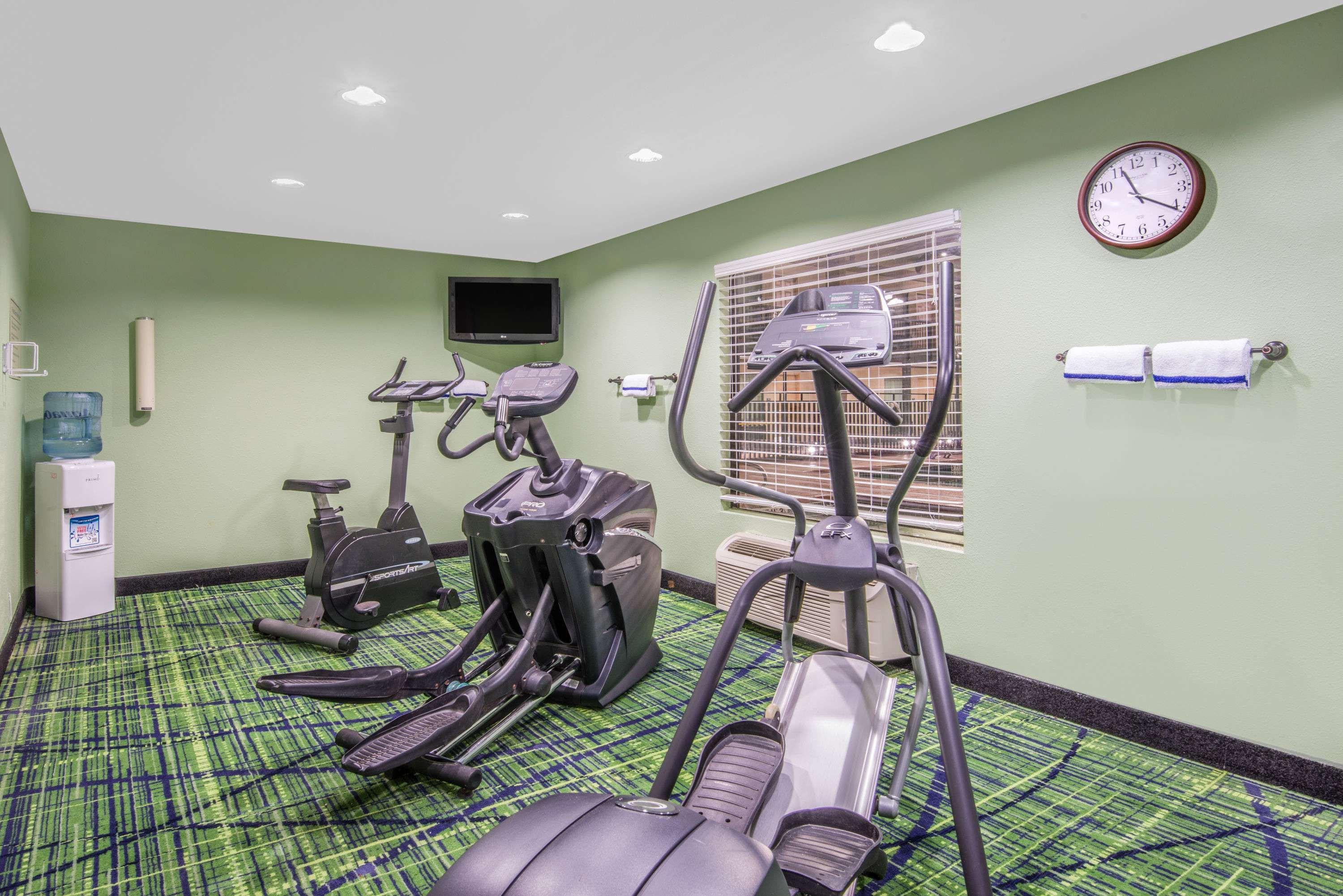 Days Inn By Wyndham Lubbock South Екстер'єр фото